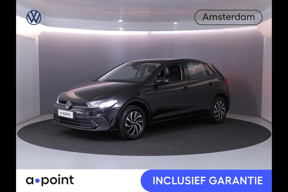 Volkswagen Polo 1.0 TSI Life 95 pk | Navigatie via App | Parkeersensoren | Adaptieve cruise control | LED koplampen |