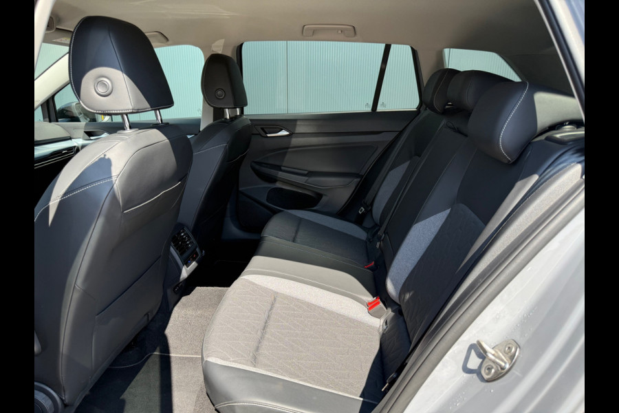 Volkswagen Golf Variant 1.5 TSI Life Goal * Trekhaak * Side Assist * Stuurverwarming * Garantie t/m 3-2030 / 100.000km *