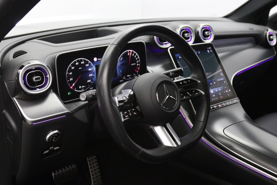 Mercedes-Benz GLC 300e 4MATIC 313 PK AMG Line PHEV, Trekhaak, Panoramadak, Luchtvering, 4-Wielsturing, Head-Up, 360 Camera, Massage
