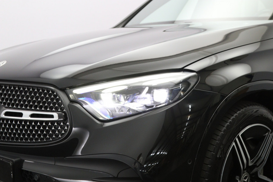 Mercedes-Benz GLC 300e 4MATIC 313 PK AMG Line PHEV, Trekhaak, Panoramadak, Luchtvering, 4-Wielsturing, Head-Up, 360 Camera, Massage