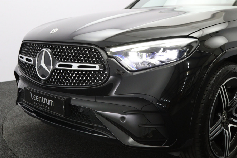 Mercedes-Benz GLC 300e 4MATIC 313 PK AMG Line PHEV, Trekhaak, Panoramadak, Luchtvering, 4-Wielsturing, Head-Up, 360 Camera, Massage