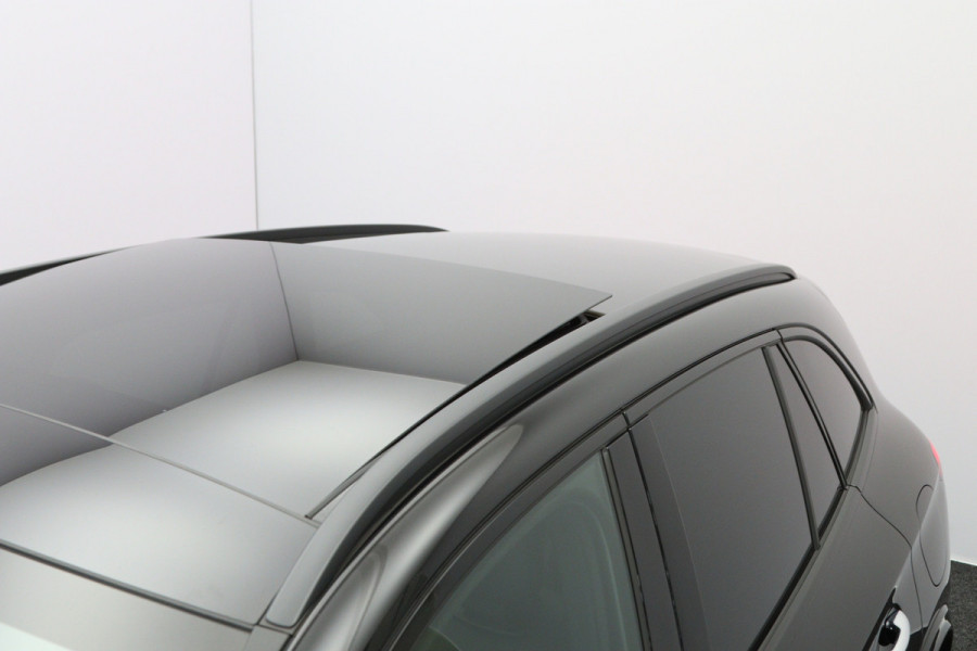 Mercedes-Benz GLC 300e 4MATIC 313 PK AMG Line PHEV, Trekhaak, Panoramadak, Luchtvering, 4-Wielsturing, Head-Up, 360 Camera, Massage