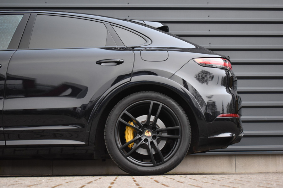 Porsche Cayenne Coupé 3.0 E-Hybrid SportDesign | Pano | Massage | 360 Camera | Stoelventilatie | Luchtvering | Bose | Orig. NL |