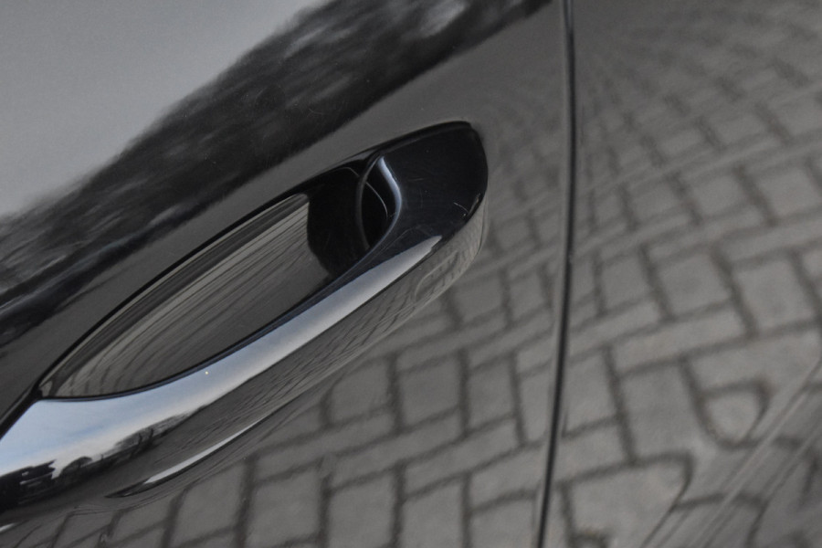 Porsche Cayenne Coupé 3.0 E-Hybrid SportDesign | Pano | Massage | 360 Camera | Stoelventilatie | Luchtvering | Bose | Orig. NL |