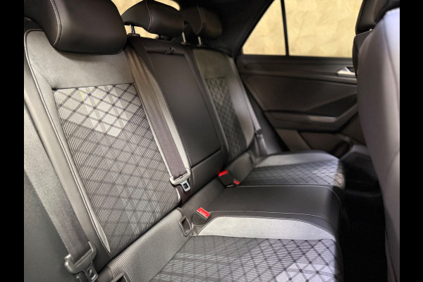 Volkswagen T-Roc 1.5 TSI R-Line Edition Facelift | Led | Camera | Stoelverwarming | Pano