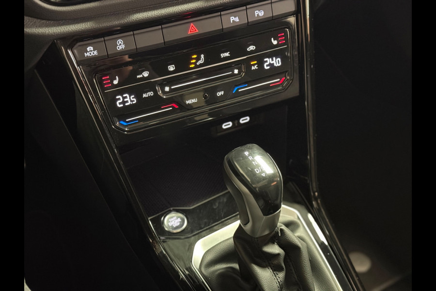 Volkswagen T-Roc 1.5 TSI R-Line Edition Facelift | Led | Camera | Stoelverwarming | Pano