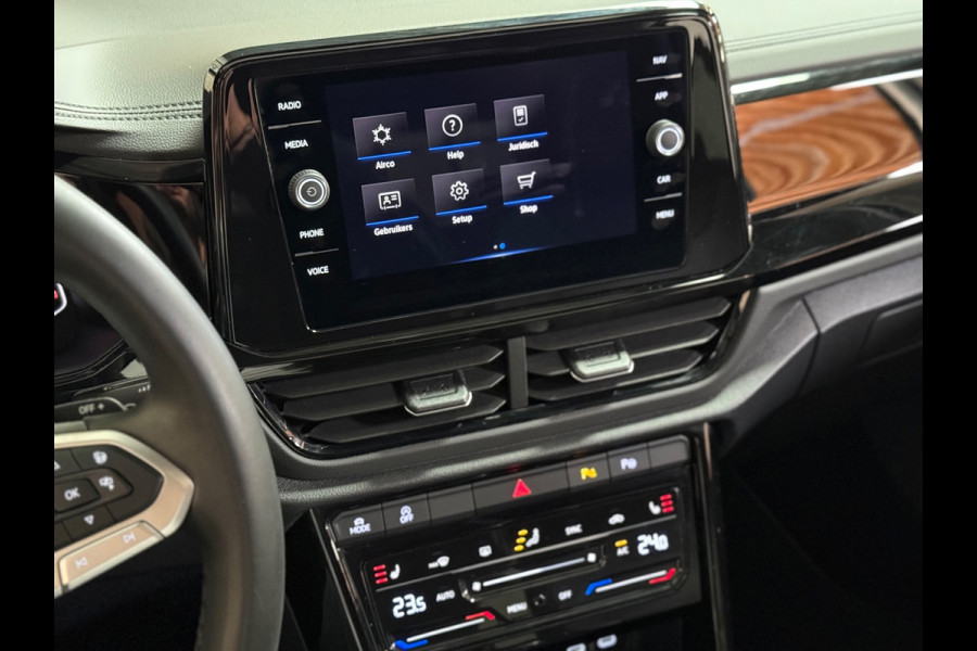 Volkswagen T-Roc 1.5 TSI R-Line Edition Facelift | Led | Camera | Stoelverwarming | Pano