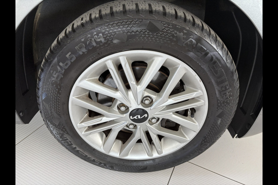 Kia Picanto 1.0 DPi DynamicLine Achteruitrijcamera - Apple carplay - Airco - Cruise control - Licht metalen velgen 14 inch - Bluetooth - Radio - Start/stop systeem - Stuur multifunctioneel - Navigatie