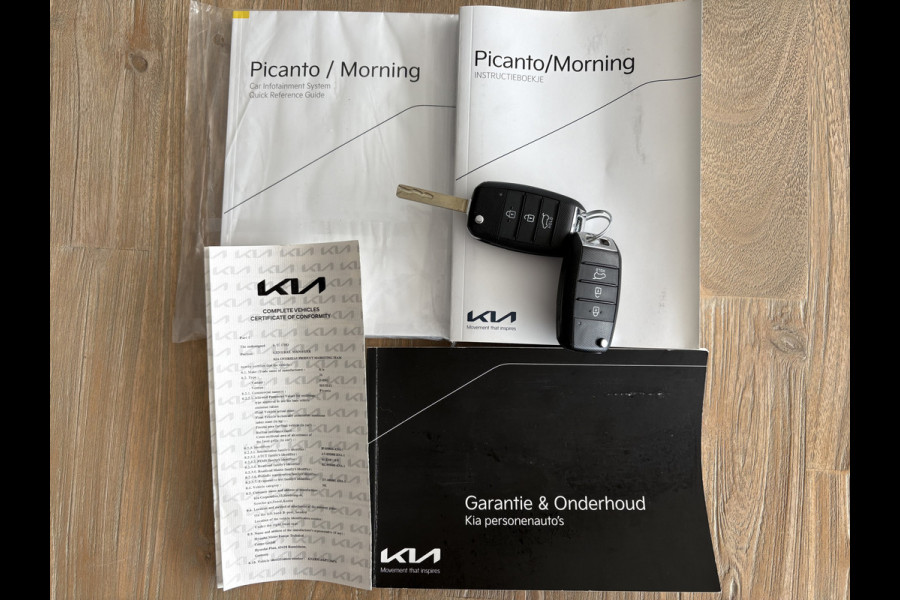 Kia Picanto 1.0 DPi DynamicLine Achteruitrijcamera - Apple carplay - Airco - Cruise control - Licht metalen velgen 14 inch - Bluetooth - Radio - Start/stop systeem - Stuur multifunctioneel - Navigatie