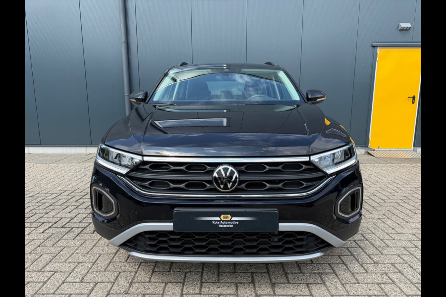 Volkswagen T-Roc 1.0 TSI Life * Carplay * Stoelverwarming * Climate Control * Adaptieve Cruise Control *