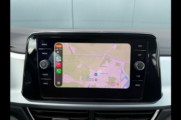 Volkswagen T-Roc 1.0 TSI Life * Carplay * Stoelverwarming * Climate Control * Adaptieve Cruise Control *