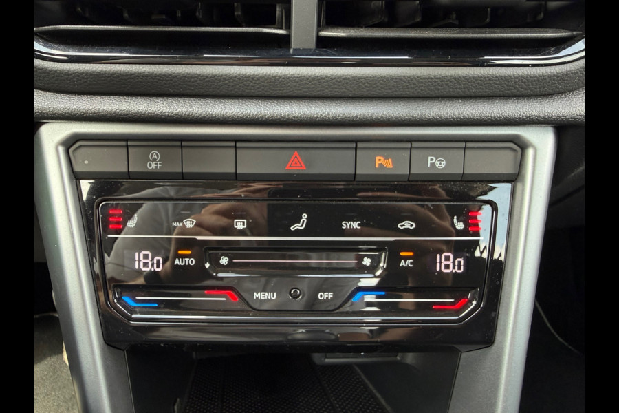 Volkswagen T-Roc 1.0 TSI Life * Carplay * Stoelverwarming * Climate Control * Adaptieve Cruise Control *