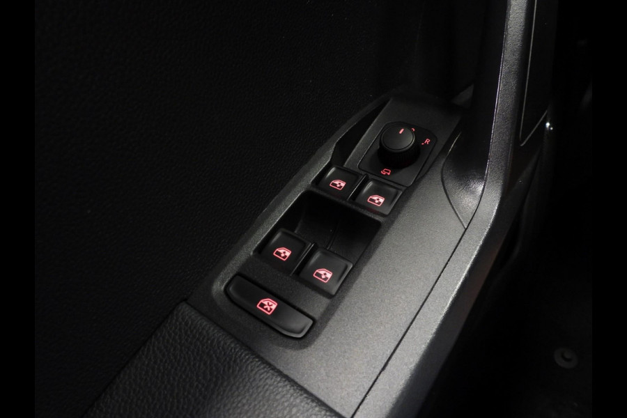 Seat Ibiza 1.0 TSI Style Business Intense Plus NAVI/CAMERA/VIRTUAL/BEATS/LED/16"LMV!