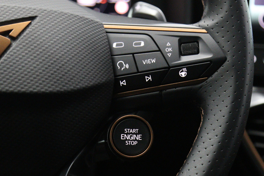 CUPRA Formentor 1.4 e-Hybrid 245 PK VZ Performance PHEV, Stuur-Startknop, Winterpakket, Carplay, Kuipstoelen