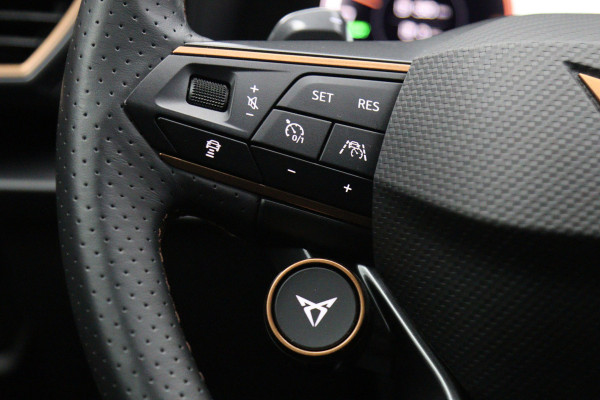 CUPRA Formentor 1.4 e-Hybrid 245 PK VZ Performance PHEV, Stuur-Startknop, Winterpakket, Carplay, Kuipstoelen