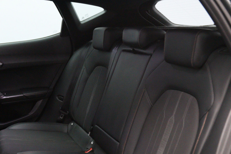 CUPRA Formentor 1.4 e-Hybrid 245 PK VZ Performance PHEV, Stuur-Startknop, Winterpakket, Carplay, Kuipstoelen