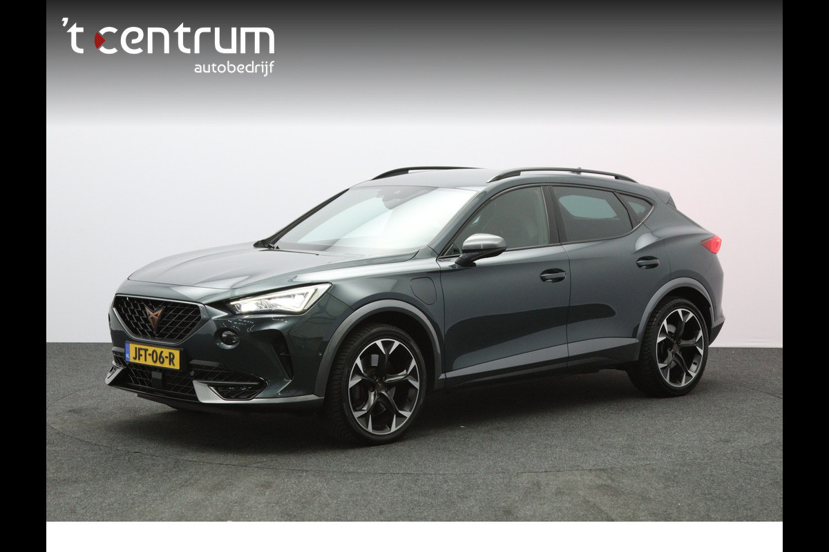 CUPRA Formentor 1.4 e-Hybrid 245 PK VZ Performance PHEV, Stuur-Startknop, Winterpakket, Carplay, Kuipstoelen