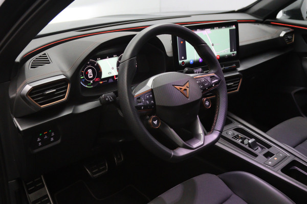 CUPRA Formentor 1.4 e-Hybrid 245 PK VZ Performance PHEV, Stuur-Startknop, Winterpakket, Carplay, Kuipstoelen