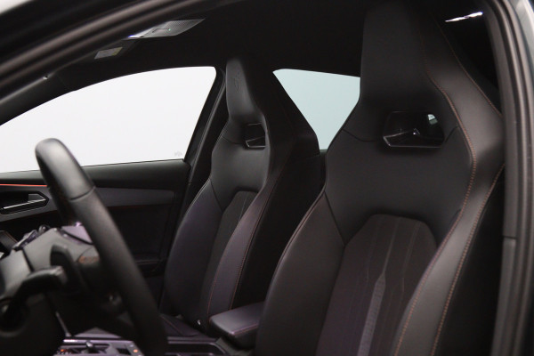CUPRA Formentor 1.4 e-Hybrid 245 PK VZ Performance PHEV, Stuur-Startknop, Winterpakket, Carplay, Kuipstoelen