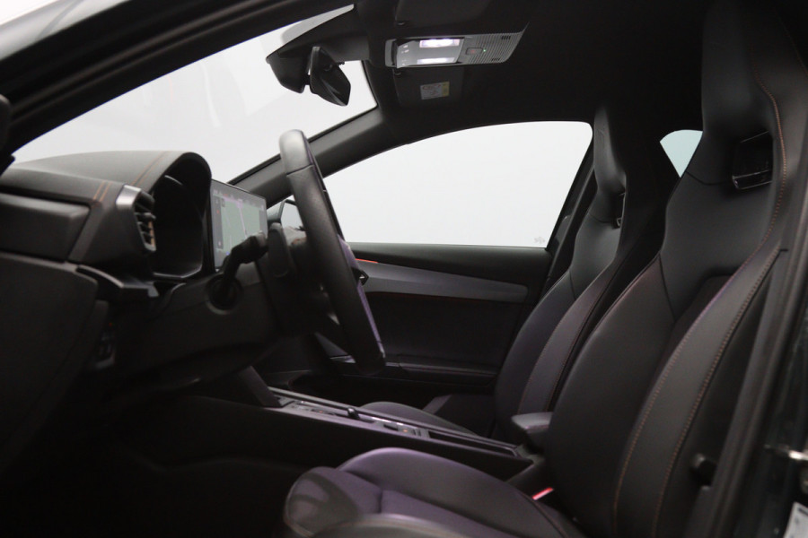 CUPRA Formentor 1.4 e-Hybrid 245 PK VZ Performance PHEV, Stuur-Startknop, Winterpakket, Carplay, Kuipstoelen