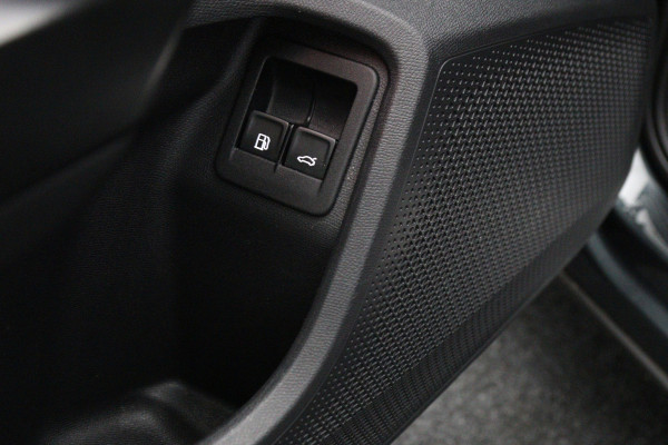CUPRA Formentor 1.4 e-Hybrid 245 PK VZ Performance PHEV, Stuur-Startknop, Winterpakket, Carplay, Kuipstoelen