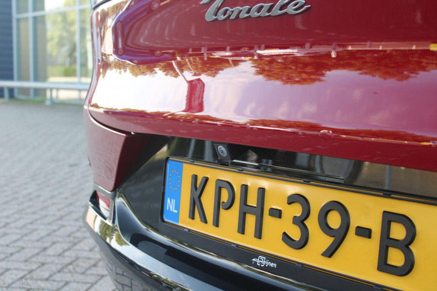 Alfa Romeo Tonale 1.5T 160PK Hybrid Veloce TECHNOLOGY PACK: PARKEERWAARSCHUWING VOOR EN ACHTER/360° CAMERA / AUTONOMOUS DRIVING LEVEL 2: ADAPTIVE CRUISE CONTROL/LANE CENTERING ASSIST/TRAFFIC JAM ASSIST DODEHOEK DETECTIE AUTOMATISCH DIMMENDE BUITENSPIEGELS ELEKTRISCH BEDIENBARE ACHTERKLEP | 19" LICHTMETALEN VELGEN | DRAADLOZE TELEFOONLADER | NAVIGATIE | DRAADLOZE APPLE CARPLAY/ANDROID AUTO | FULL LED MATRIX KOPLAMPEN |
