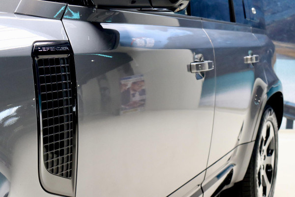 Land Rover Defender 110 P400e 110 X-Dynamic HSE PANO|TrkHk|VOL