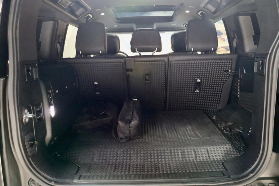 Land Rover Defender 110 P400e 110 X-Dynamic HSE PANO|TrkHk|VOL