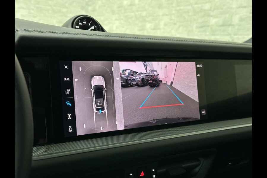 Porsche Cayenne Coupé 3.0 E-Hybrid | Passenger Display | 360 Camera | Sport-Design | ACC | Sport-Chrono | Soft-Close | BOSE | Panorama | Trekhaak 3500kg trekgewicht | 4-Zone Clima | Matrix-LED | Keyless-Entry | Sfeerverlichting | Luchtvering | 22 Inch | Leder Dashboard | Dodehoek | Memory | Carplay |