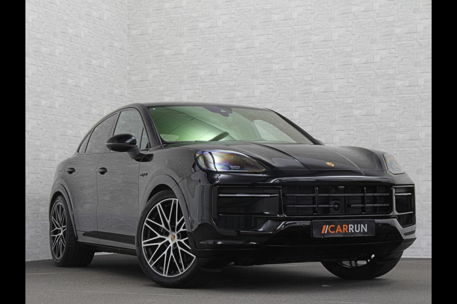 Porsche Cayenne Coupé 3.0 E-Hybrid | Passenger Display | 360 Camera | Sport-Design | ACC | Sport-Chrono | Soft-Close | BOSE | Panorama | Trekhaak 3500kg trekgewicht | 4-Zone Clima | Matrix-LED | Keyless-Entry | Sfeerverlichting | Luchtvering | 22 Inch | Leder Dashboard | Dodehoek | Memory | Carplay |