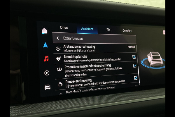 Porsche Cayenne Coupé 3.0 E-Hybrid | Passenger Display | 360 Camera | Sport-Design | ACC | Sport-Chrono | Soft-Close | BOSE | Panorama | Trekhaak 3500kg trekgewicht | 4-Zone Clima | Matrix-LED | Keyless-Entry | Sfeerverlichting | Luchtvering | 22 Inch | Leder Dashboard | Dodehoek | Memory | Carplay |