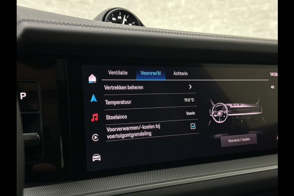 Porsche Cayenne Coupé 3.0 E-Hybrid | Passenger Display | 360 Camera | Sport-Design | ACC | Sport-Chrono | Soft-Close | BOSE | Panorama | Trekhaak 3500kg trekgewicht | 4-Zone Clima | Matrix-LED | Keyless-Entry | Sfeerverlichting | Luchtvering | 22 Inch | Leder Dashboard | Dodehoek | Memory | Carplay |