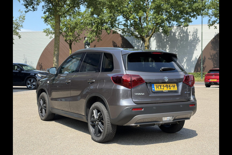 Suzuki Vitara 1.5 Hybrid Select 1E EIGENAAR | ORIGINEEL NEDERLANDSE AUTO | RESTERENDE FABRIEKSGARANTIE T/M 07-2035 | ADAPTIVE CRUISE CONTROL | STOELVERWARMING | ACHTERUITRIJCAMERA