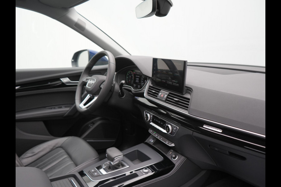 Audi Q5 50 TFSI e Advanced edition PHEV 300pk Dealer O.H. | Panodak | Head Up | Adaptive Cruise | 360 Camera | Bang & Olufsen | Matrix LED | Lederen Comfortstoelen Memory & Verwarmd | Keyless | Apple Carplay | Navigatie | DAB | Plug In Hybrid |