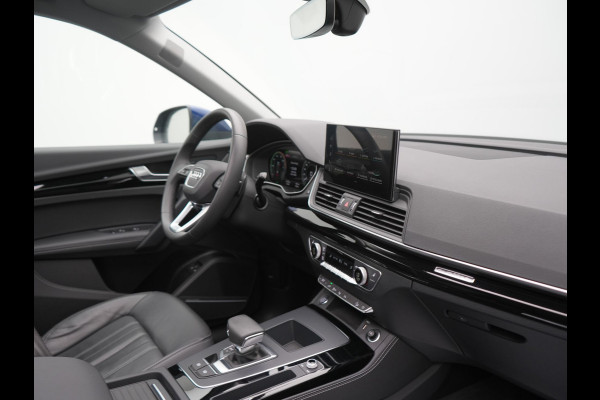 Audi Q5 50 TFSI e Advanced edition PHEV 300pk Dealer O.H. | Panodak | Head Up | Adaptive Cruise | 360 Camera | Bang & Olufsen | Matrix LED | Lederen Comfortstoelen Memory & Verwarmd | Keyless | Apple Carplay | Navigatie | DAB | Plug In Hybrid |
