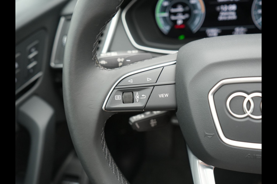 Audi Q5 50 TFSI e Advanced edition PHEV 300pk Dealer O.H. | Panodak | Head Up | Adaptive Cruise | 360 Camera | Bang & Olufsen | Matrix LED | Lederen Comfortstoelen Memory & Verwarmd | Keyless | Apple Carplay | Navigatie | DAB | Plug In Hybrid |