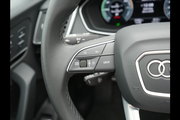 Audi Q5 50 TFSI e Advanced edition PHEV 300pk Dealer O.H. | Panodak | Head Up | Adaptive Cruise | 360 Camera | Bang & Olufsen | Matrix LED | Lederen Comfortstoelen Memory & Verwarmd | Keyless | Apple Carplay | Navigatie | DAB | Plug In Hybrid |