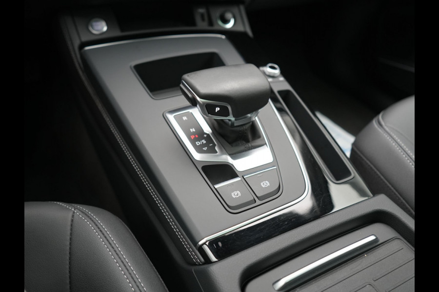 Audi Q5 50 TFSI e Advanced edition PHEV 300pk Dealer O.H. | Panodak | Head Up | Adaptive Cruise | 360 Camera | Bang & Olufsen | Matrix LED | Lederen Comfortstoelen Memory & Verwarmd | Keyless | Apple Carplay | Navigatie | DAB | Plug In Hybrid |