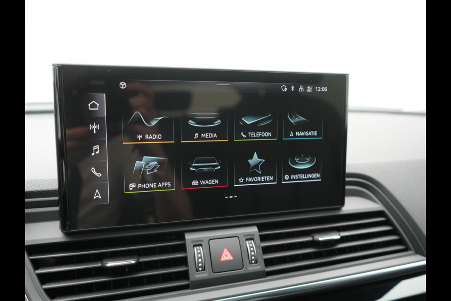 Audi Q5 50 TFSI e Advanced edition PHEV 300pk Dealer O.H. | Panodak | Head Up | Adaptive Cruise | 360 Camera | Bang & Olufsen | Matrix LED | Lederen Comfortstoelen Memory & Verwarmd | Keyless | Apple Carplay | Navigatie | DAB | Plug In Hybrid |