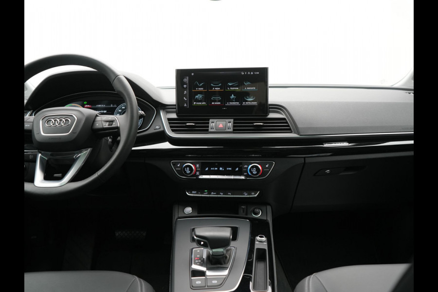 Audi Q5 50 TFSI e Advanced edition PHEV 300pk Dealer O.H. | Panodak | Head Up | Adaptive Cruise | 360 Camera | Bang & Olufsen | Matrix LED | Lederen Comfortstoelen Memory & Verwarmd | Keyless | Apple Carplay | Navigatie | DAB | Plug In Hybrid |