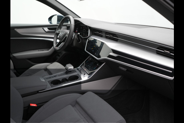 Audi A6 Avant 50 TFSI e Quattro S Line PHEV 300pk Dealer O.H. | Trekhaak Af Fabriek | Adaptive Cruise | Head Up | 360 Camera | Alcantara Sportstoelen Verwarmd | Stuur Verwarmd | Apple Carplay | Navigatie | Virtual | DAB | Plug In Hybrid