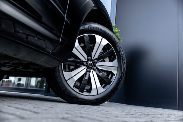 Volvo XC60 2.0 T6 Plug-in hybrid AWD Plus Dark - Panorama | H&K | Memory | 360 Camera