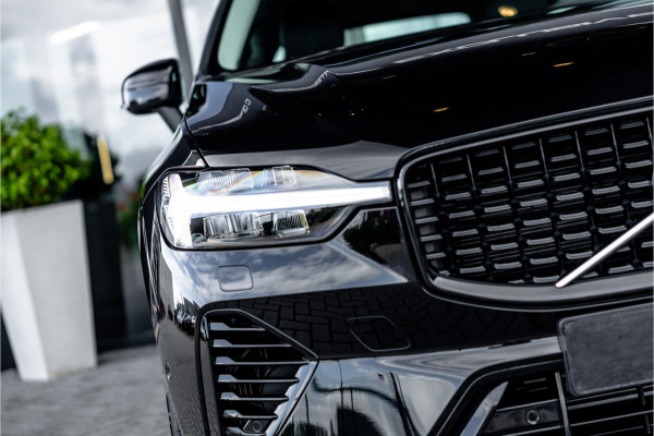 Volvo XC60 2.0 T6 Plug-in hybrid AWD Plus Dark - Panorama | H&K | Memory | 360 Camera