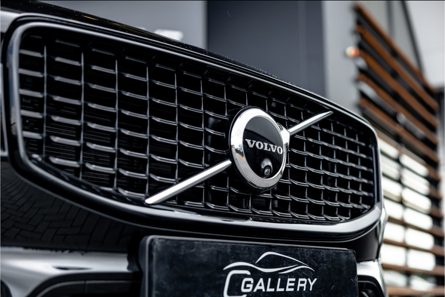 Volvo XC60 2.0 T6 Plug-in hybrid AWD Plus Dark - Panorama | H&K | Memory | 360 Camera