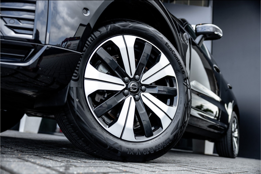 Volvo XC60 2.0 T6 Plug-in hybrid AWD Plus Dark - Panorama | H&K | Memory | 360 Camera