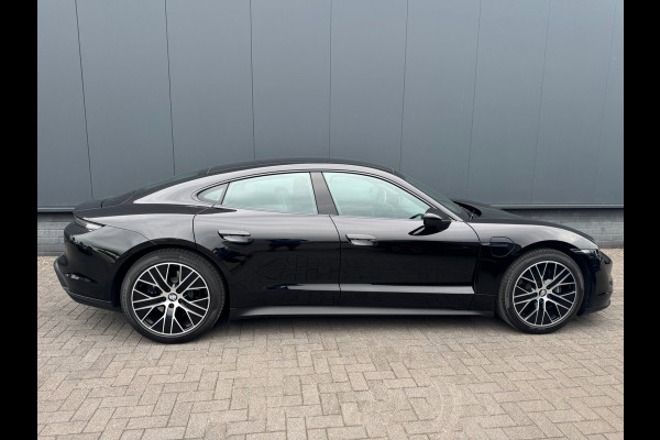 Porsche Taycan 79 kWh /Sportstoelen /Led /Pano /5 pers /BTW