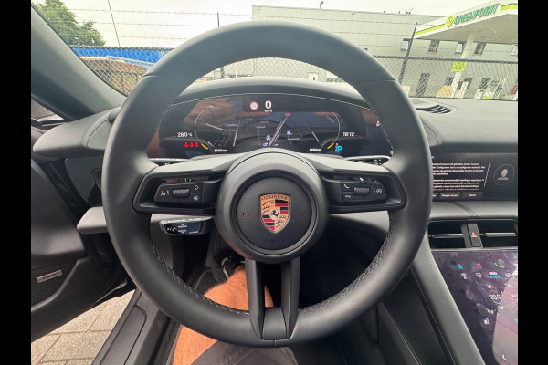 Porsche Taycan 79 kWh /Sportstoelen /Led /Pano /5 pers /BTW