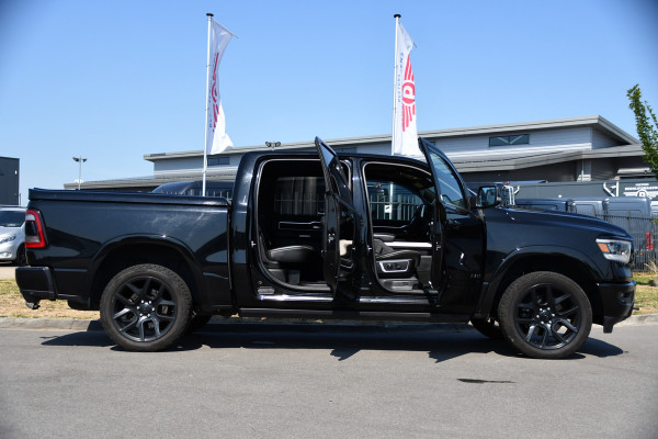 Dodge Ram 1500 5.7 V8 4x4 Crew Cab Laramie Full Options! 360 Camera, Pano, Adaptieve Cruise, LED, 402pk, Leder, Luchtvering, 3500kg Trekhaak, Stoel verkoeling/verwarming, Uniek!