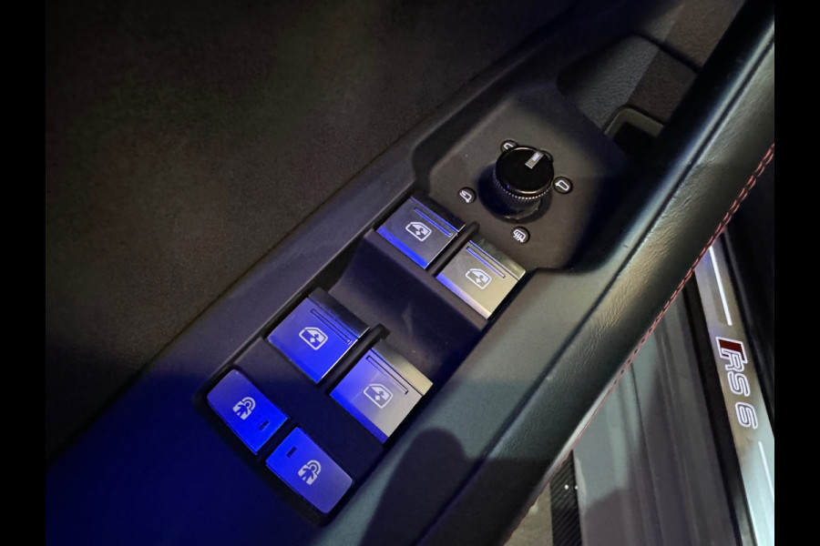 Audi RS6 RS 6 TFSI quattro Ceramic|B&O 3D|4-Wielsturing|Carbon|360 Camera