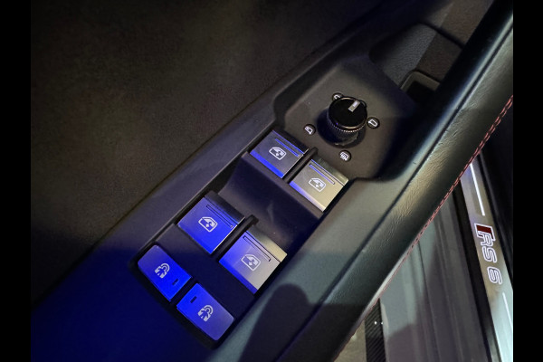 Audi RS6 RS 6 TFSI quattro Ceramic|B&O 3D|4-Wielsturing|Carbon|360 Camera